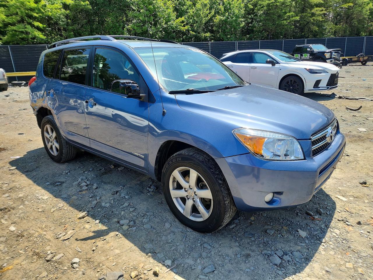 2007 Toyota Rav4 Limited - Image 4