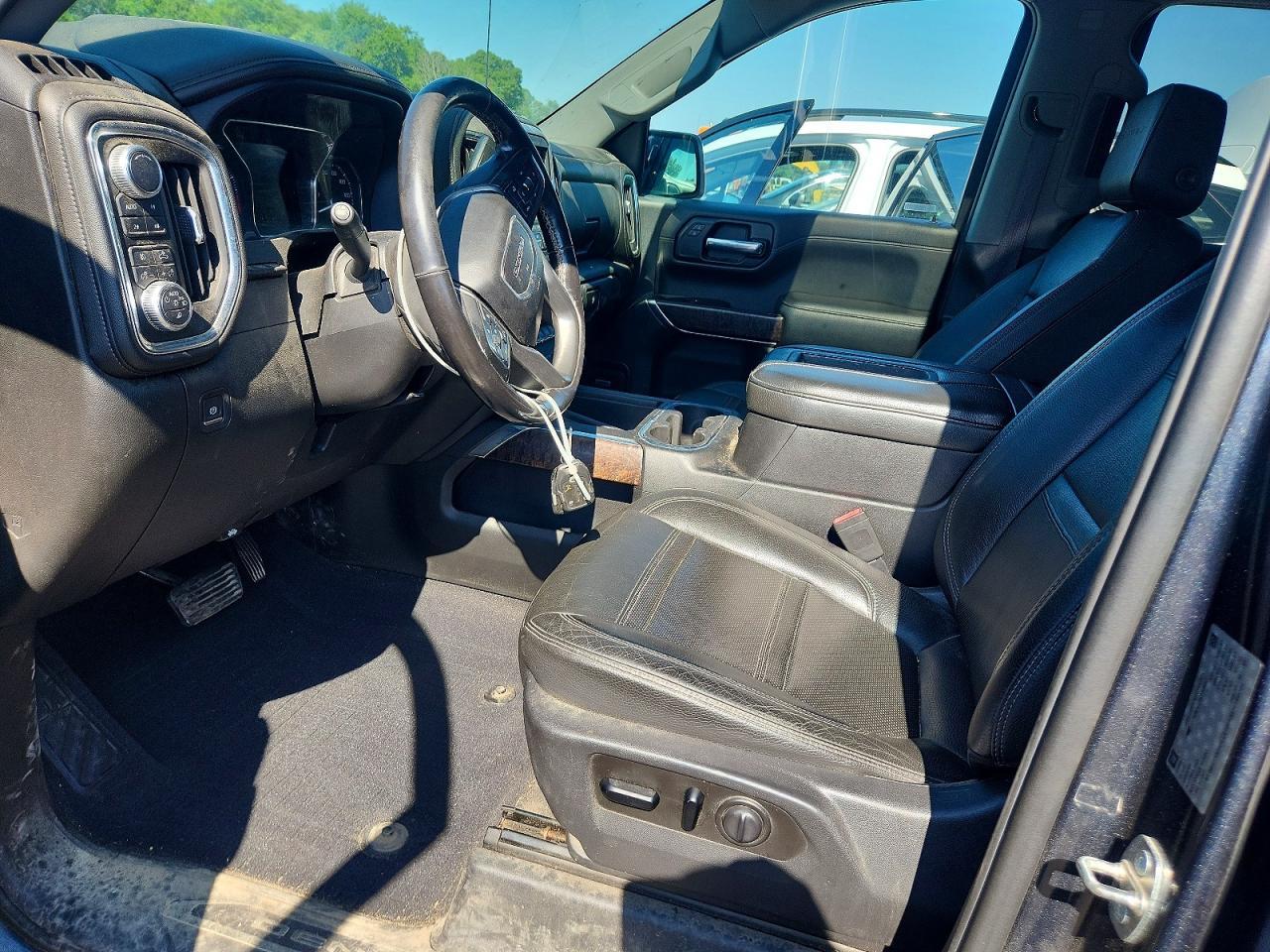 2019 GMC Sierra K1500 Denali - Image 7