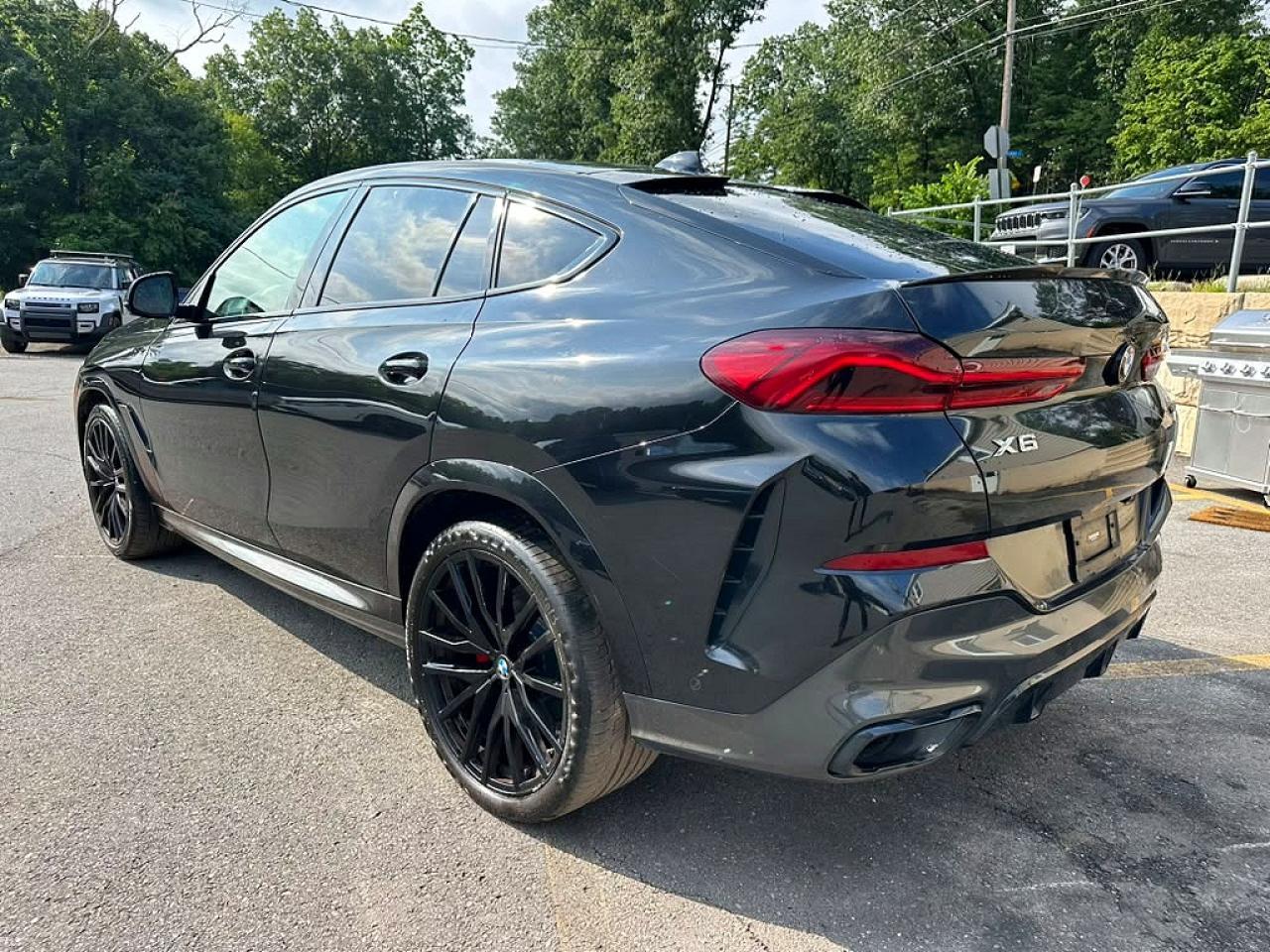 2022 BMW X6 xDrive40I - Фото 2