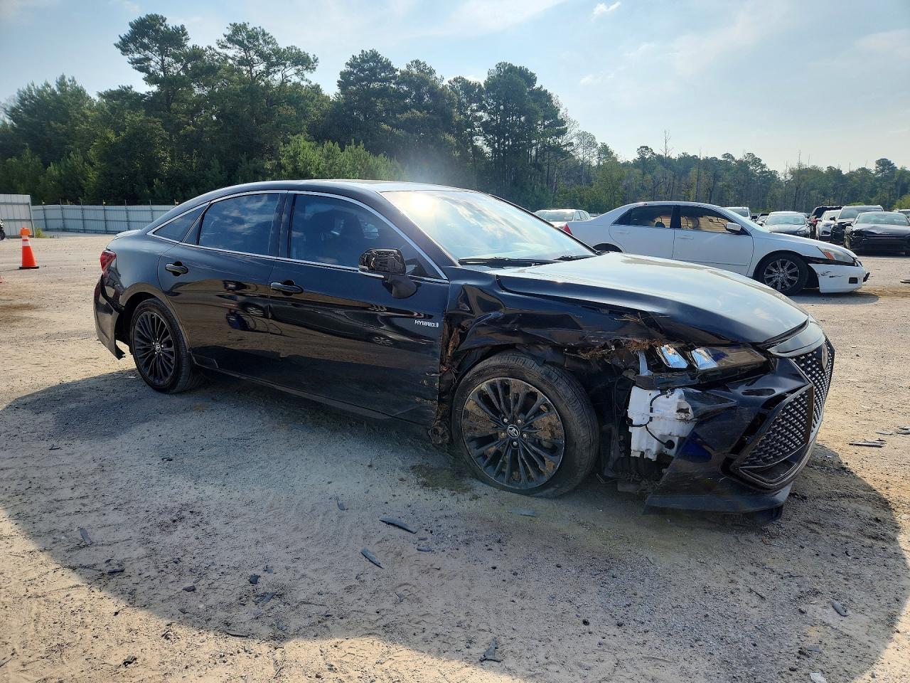 2019 Toyota Avalon Hybrid Xse - Фото 4
