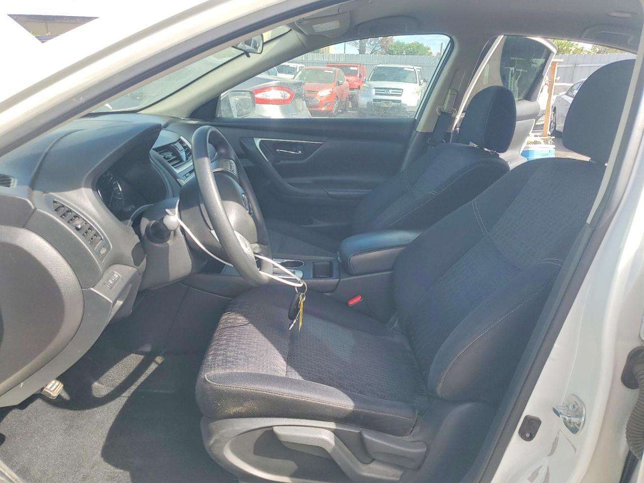 2017 Nissan Altima 2.5 S - Image 7
