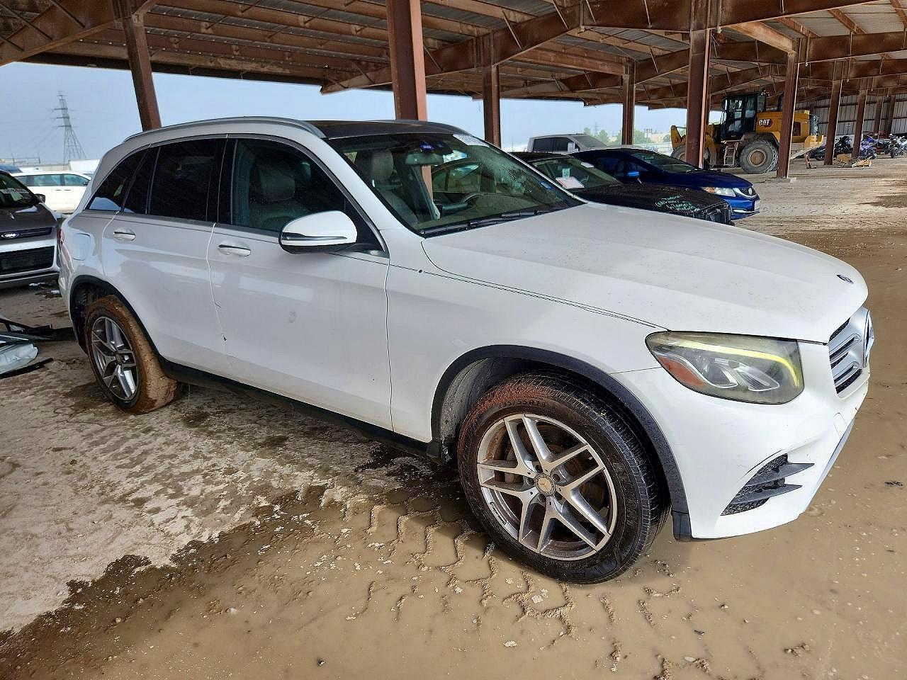 2017 Mercedes-Benz Glc 300 - Image 4