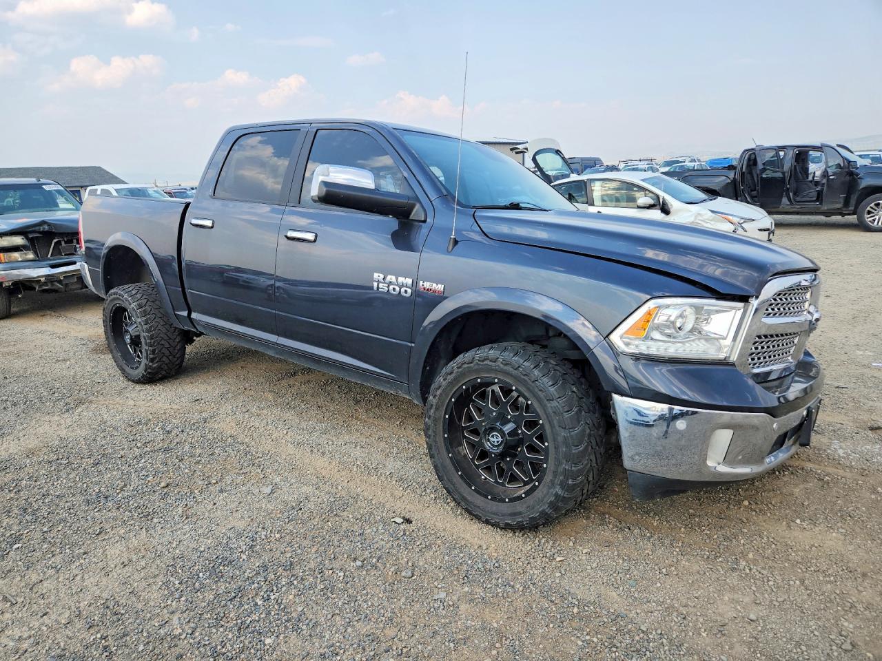 2017 Ram 1500 Laramie - Фото 4