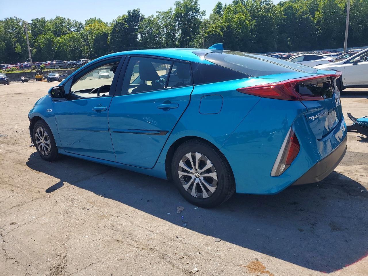 2020 Toyota Prius Prime Le - Фото 2
