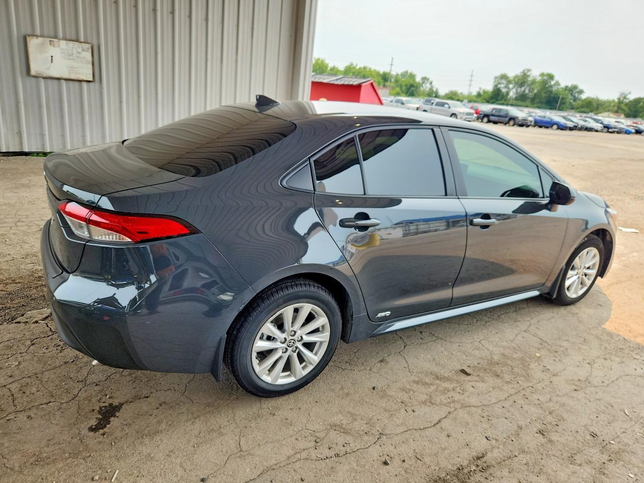 2026 Toyota Corolla Hybrid Le - Image 3