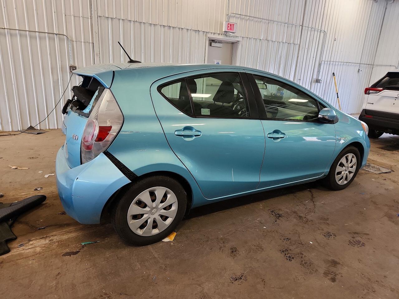 2012 Toyota Prius C Three - Image 3