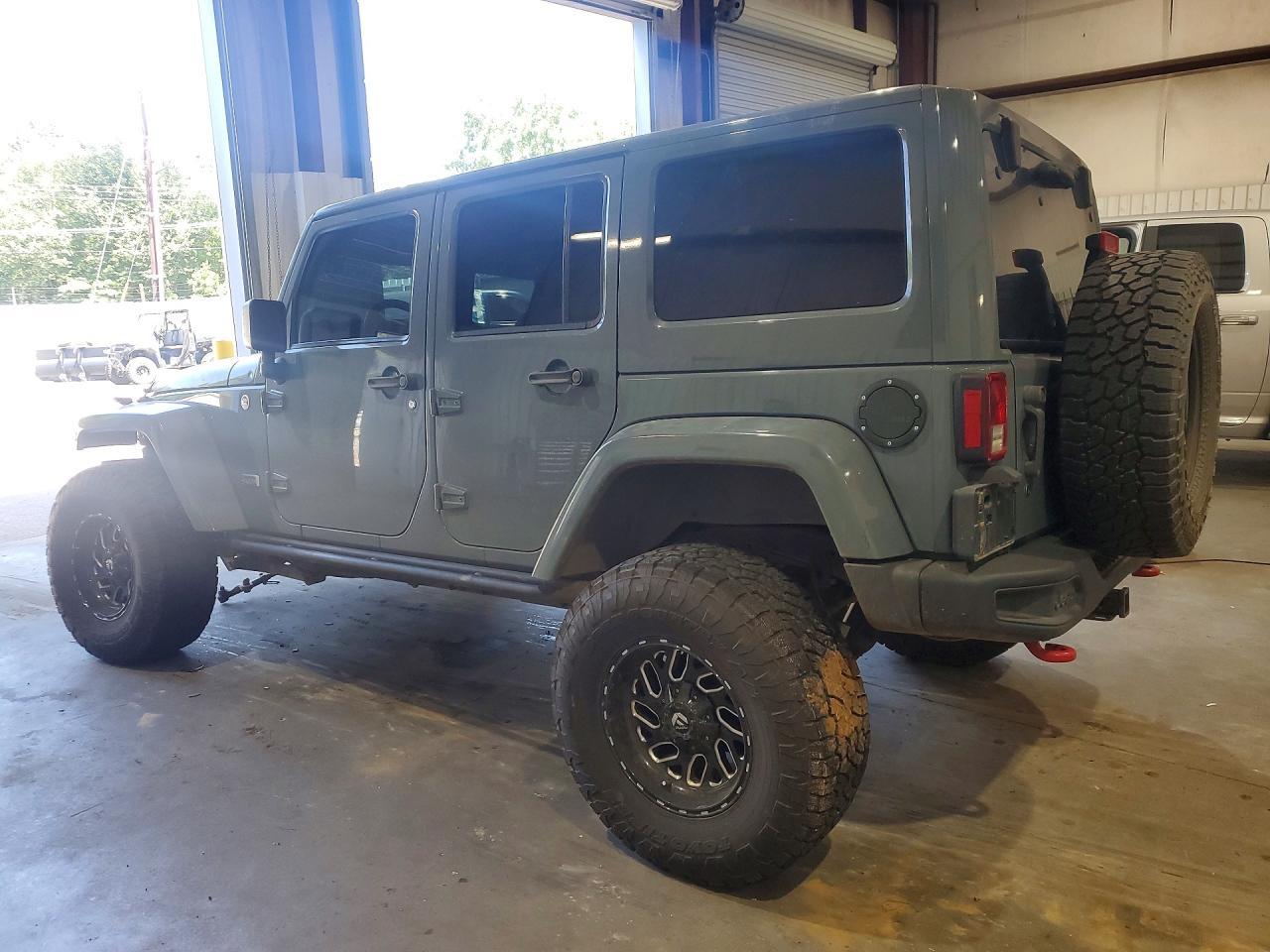 2013 Jeep Wrangler Unlimited Rubicon - Фото 2