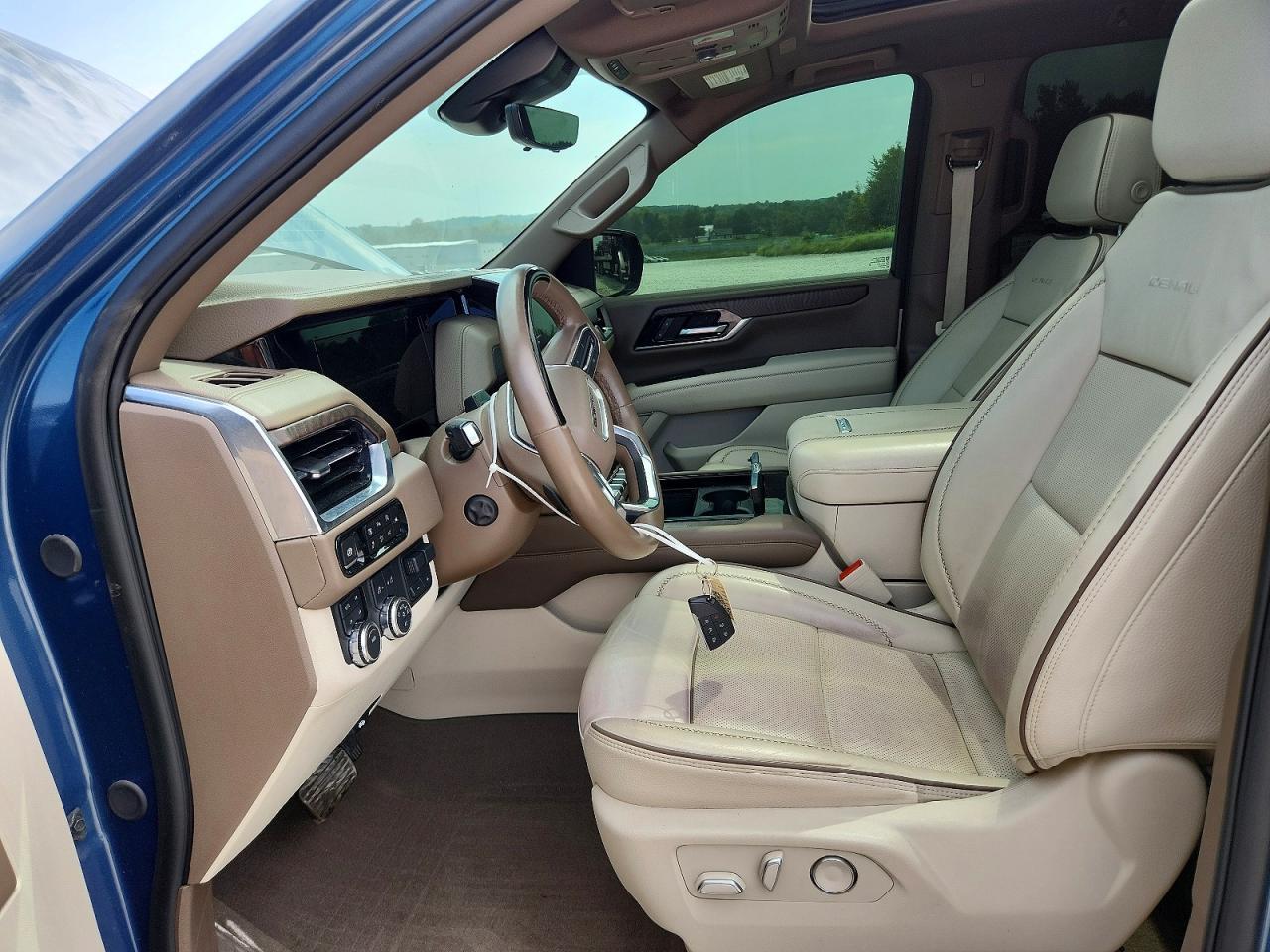2025 GMC Yukon Xl Denali - Фото 7