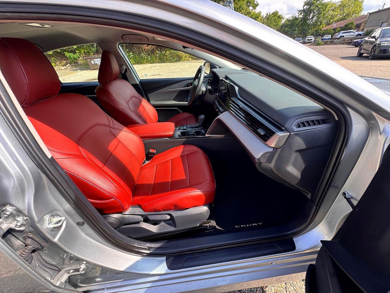 2025 Toyota Camry Le - Фото 5