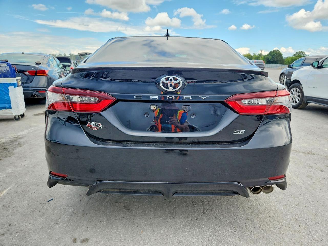 2024 Toyota Camry Se - Фото 6