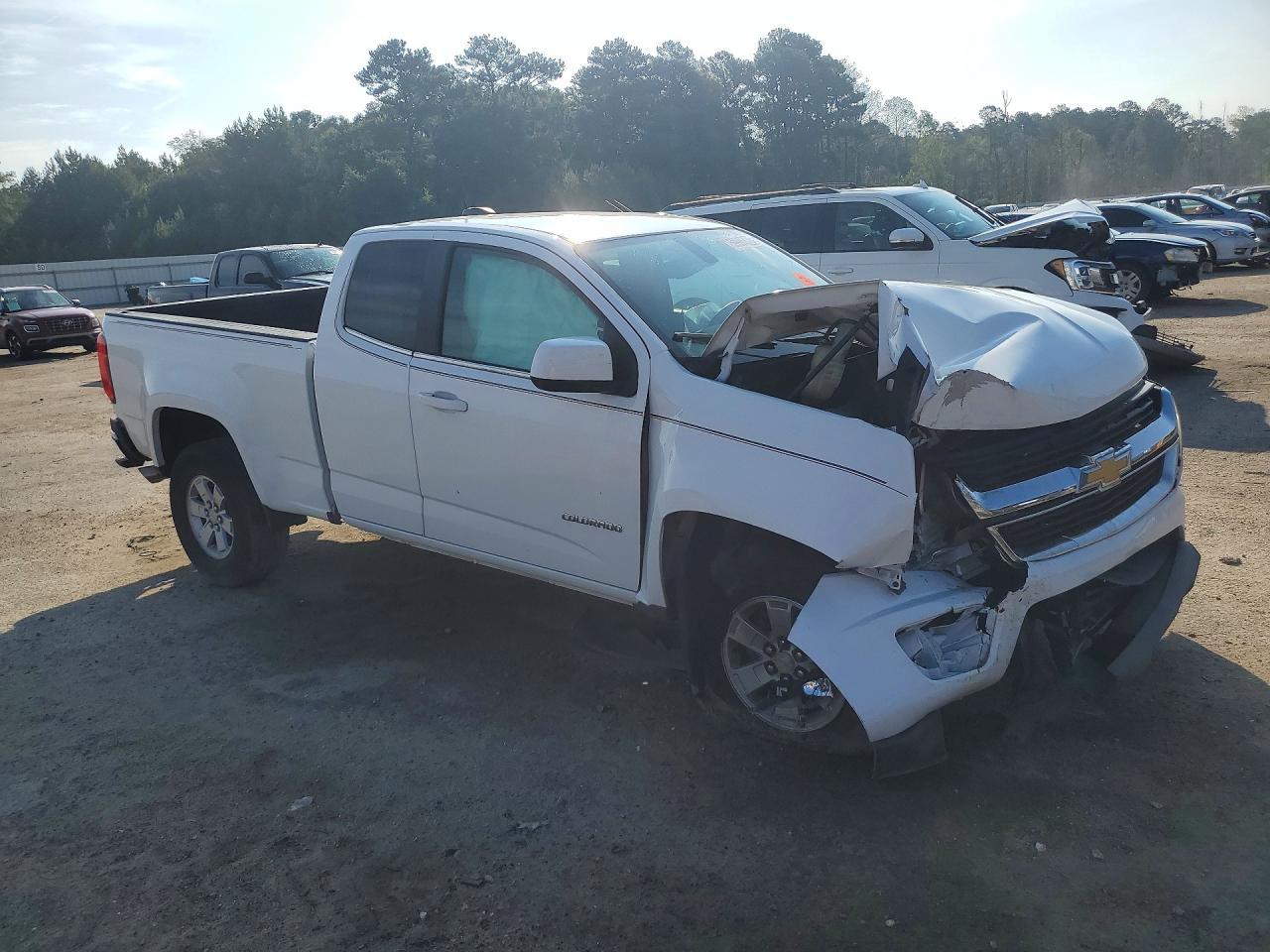 2016 Chevrolet Colorado - Image 4
