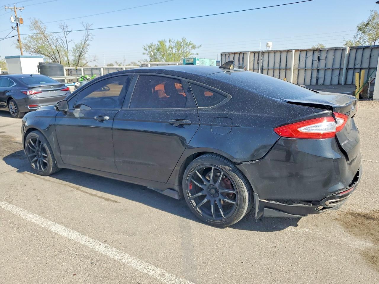 2014 Ford Fusion Se - Фото 2