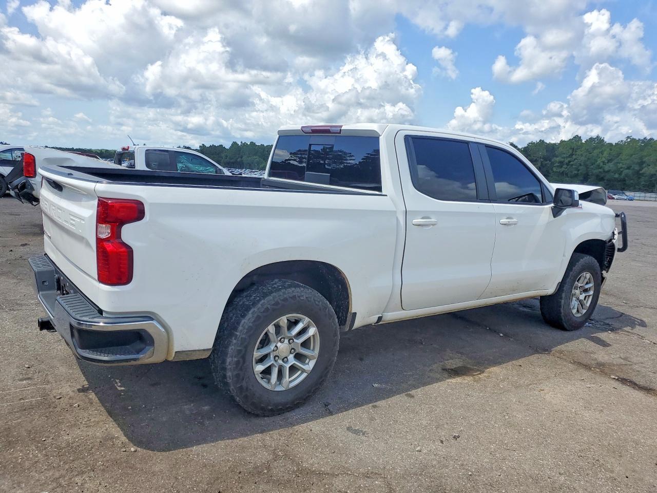 2022 Chevrolet Silverado K1500 Lt - Image 3