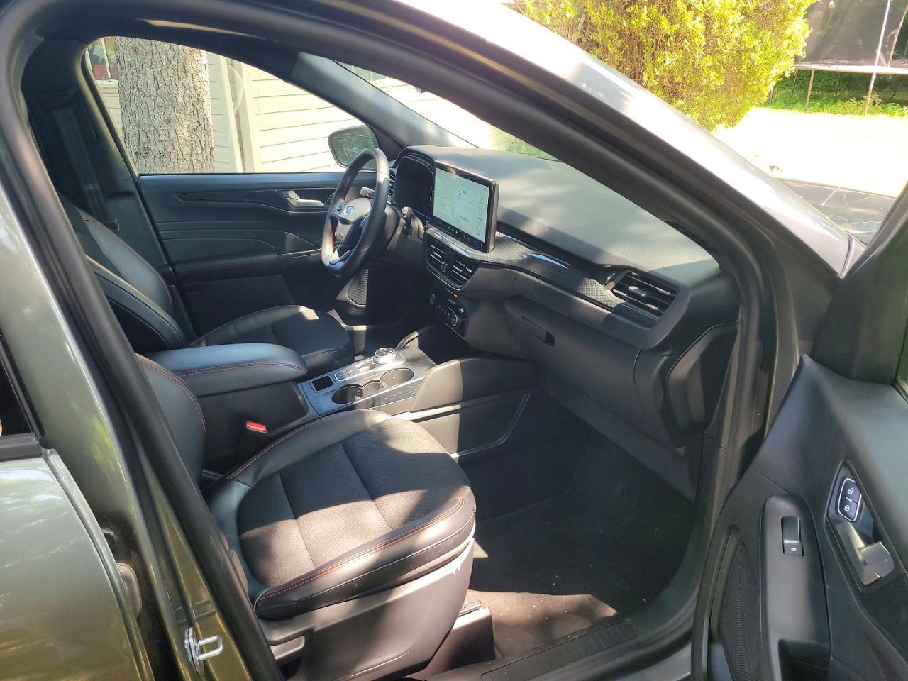 2025 Ford Escape St Line - Image 5