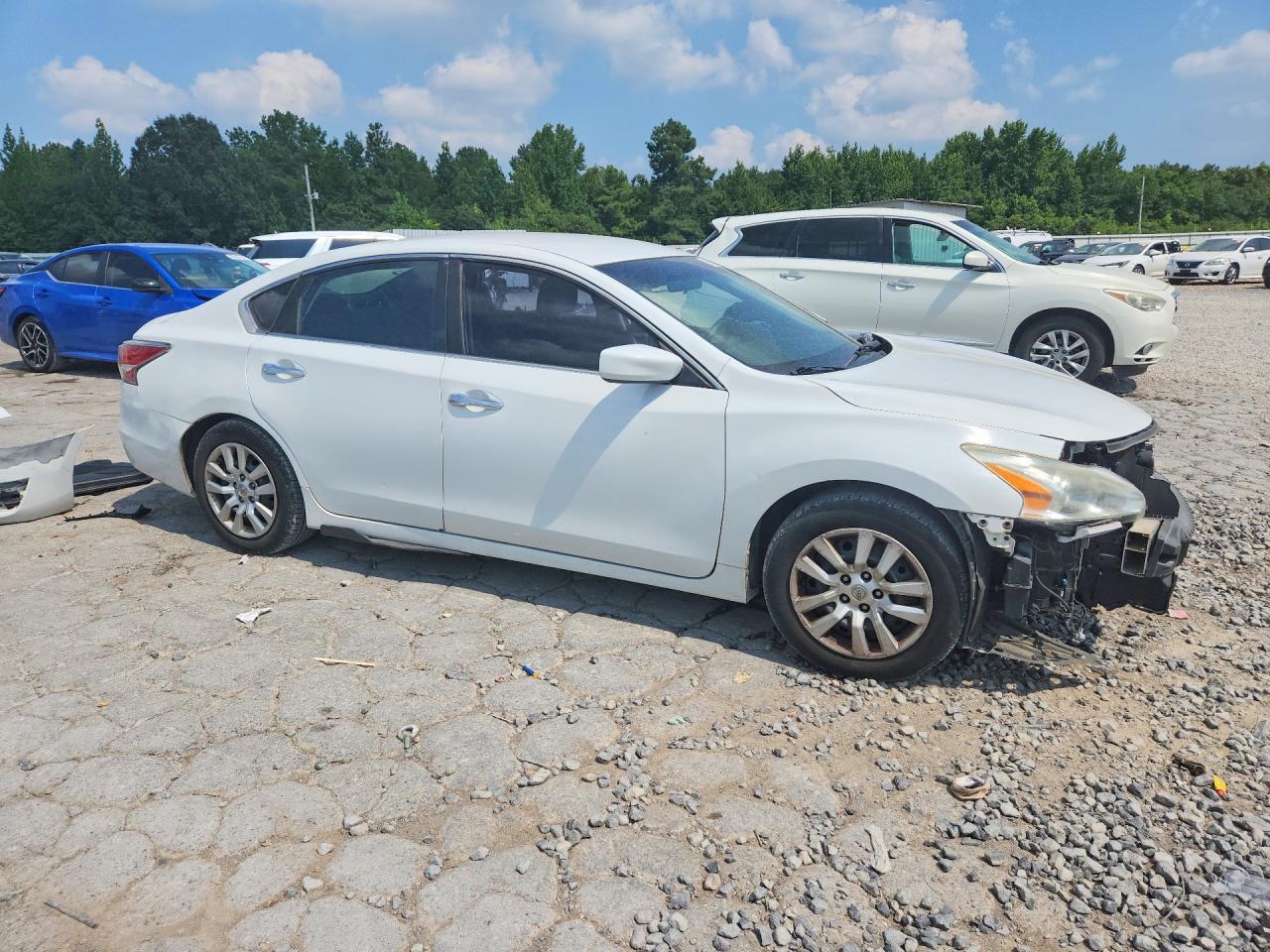2015 Nissan Altima 2.5 S - Фото 4