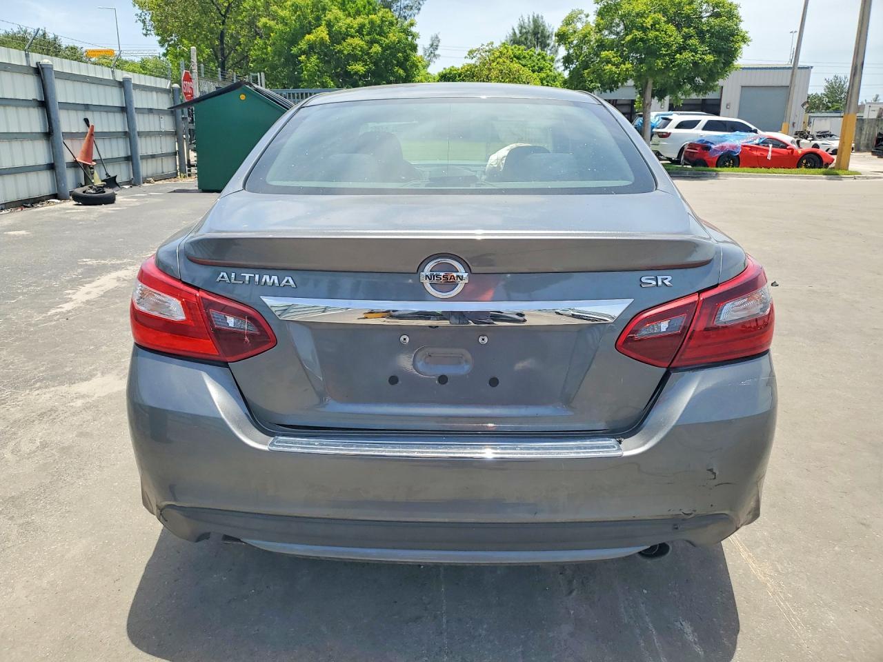 2017 Nissan Altima 2.5 Sr - Фото 6