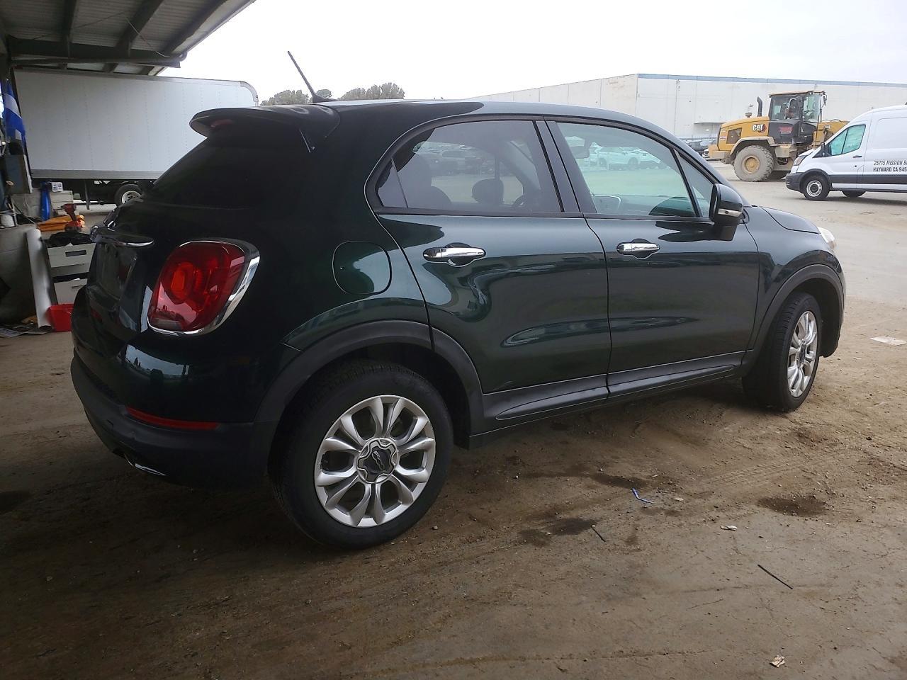 2016 Fiat 500X Easy - Image 3