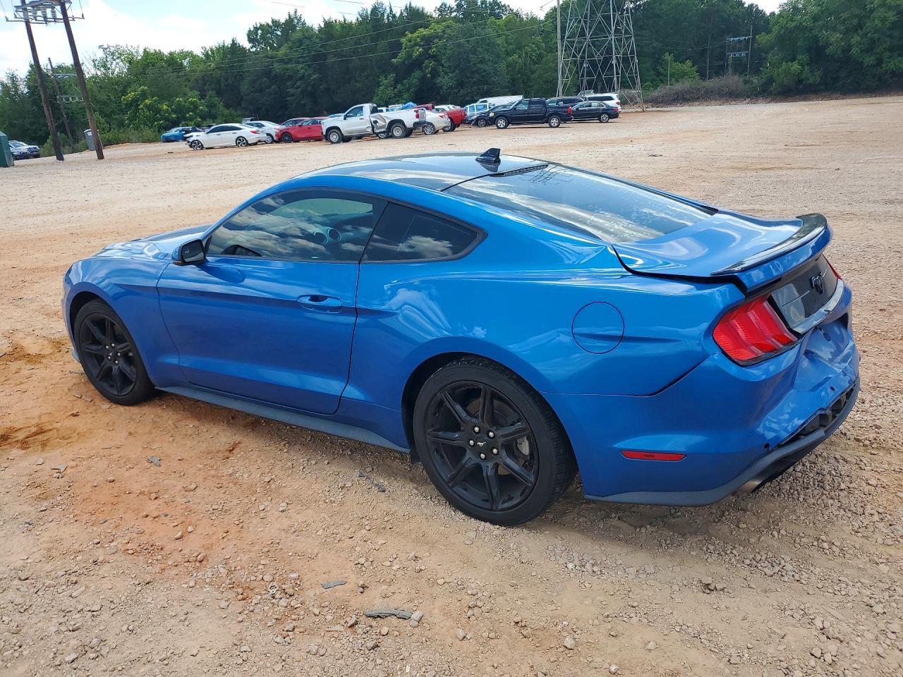 2020 Ford Mustang - Фото 2
