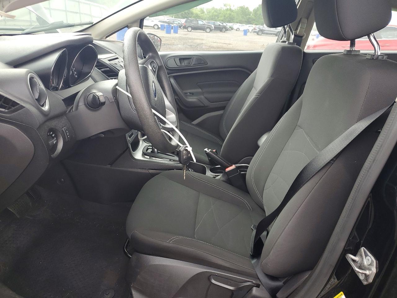 2019 Ford Fiesta Se - Фото 7