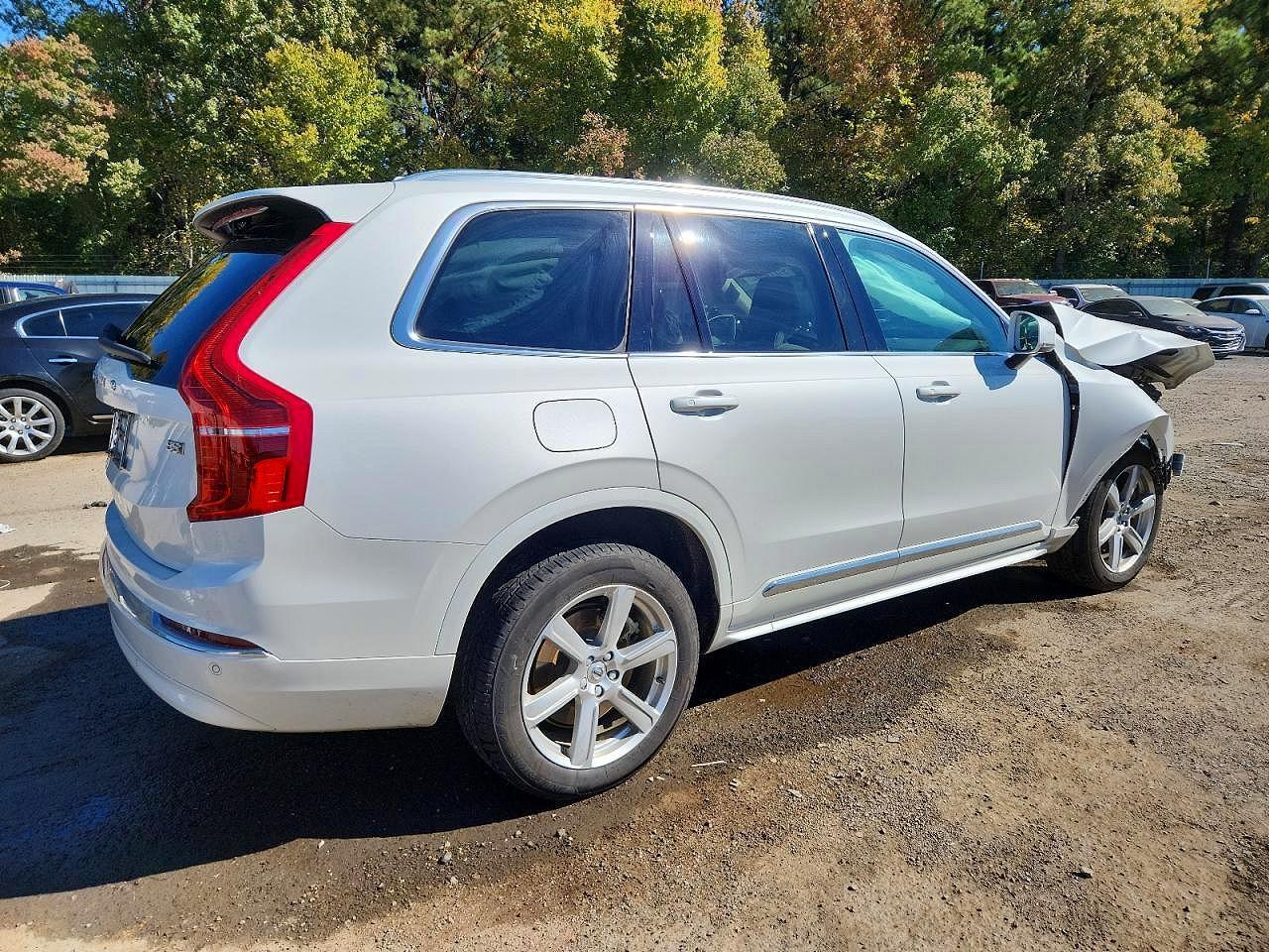2024 Volvo Xc90 Core - Image 3