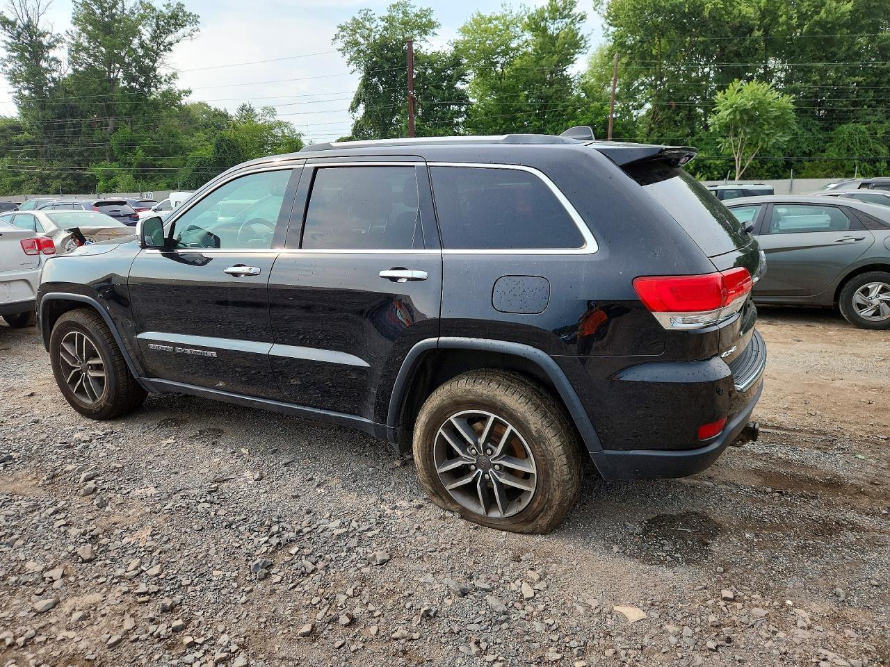 2019 Jeep Grand Cherokee Limited - Image 2