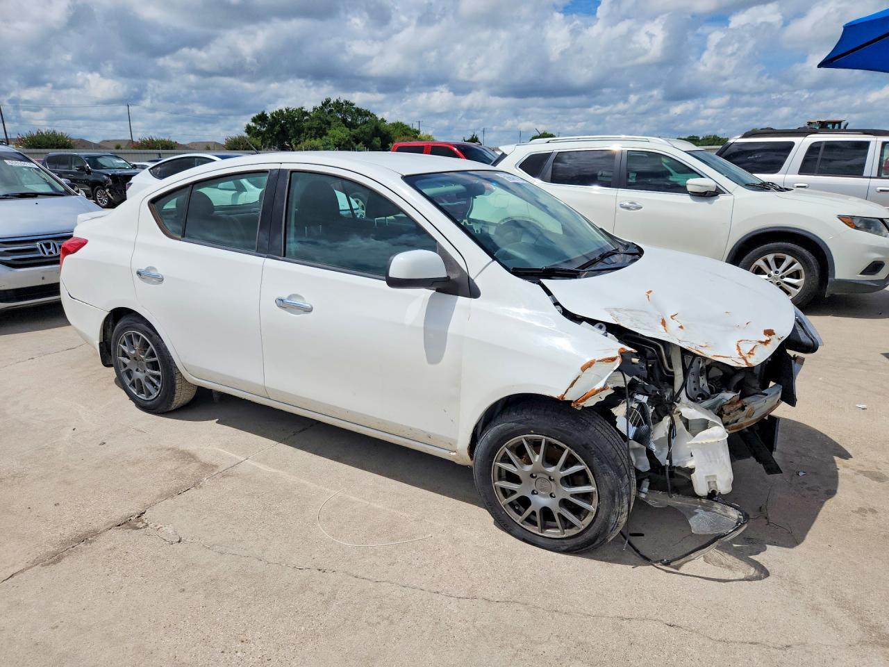 2014 Nissan Versa 1.6 Sv - Фото 4