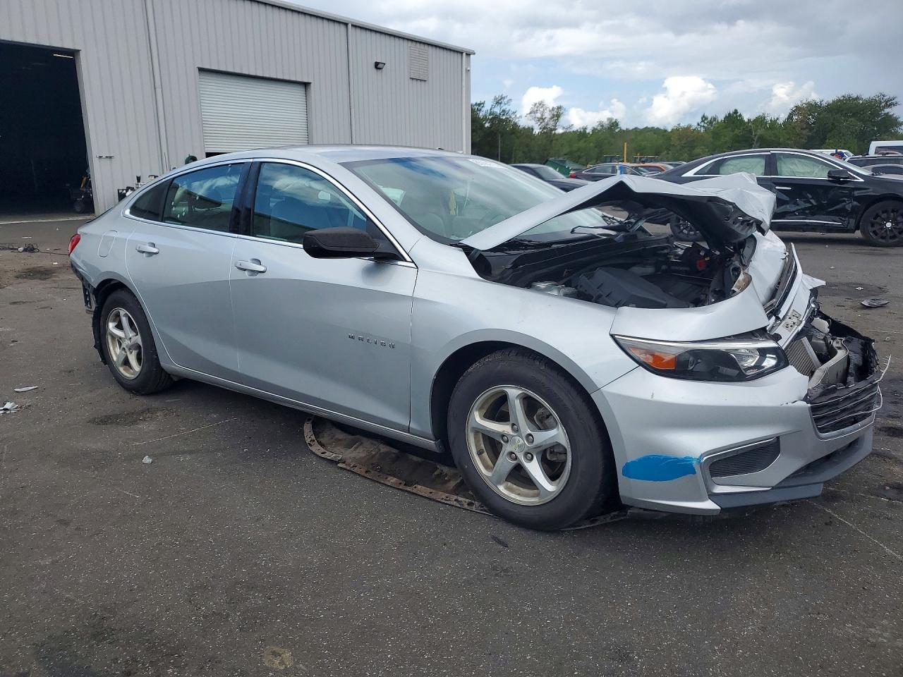 2017 Chevrolet Malibu Ls - Фото 4