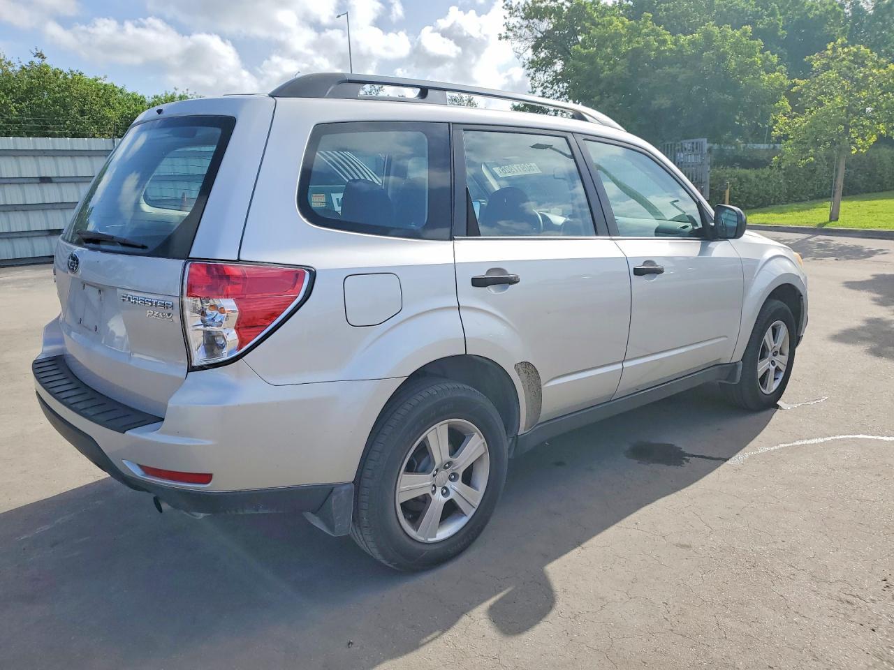 2011 Subaru Forester 2.5X - Image 3