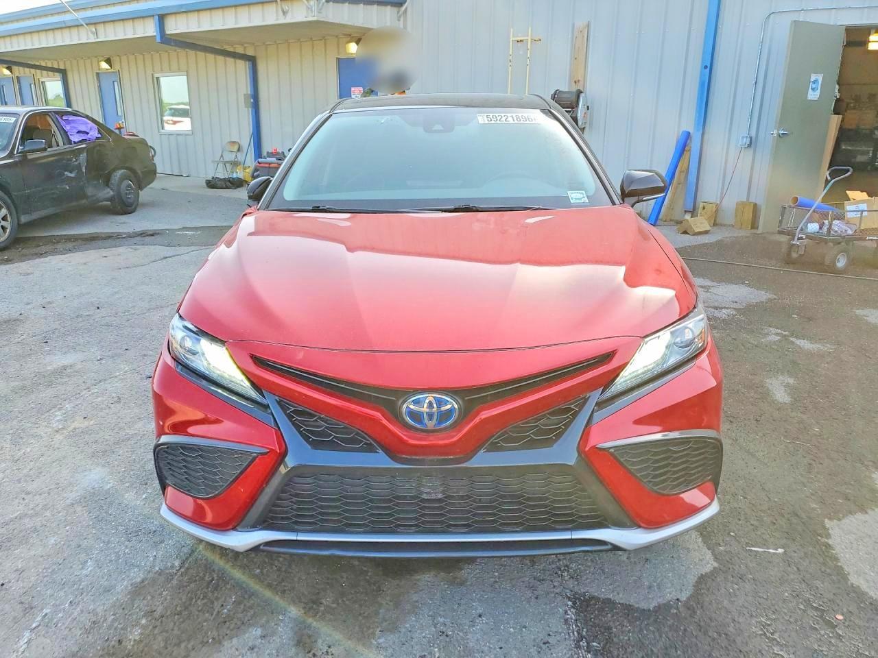 2022 Toyota Camry Xse - Фото 5