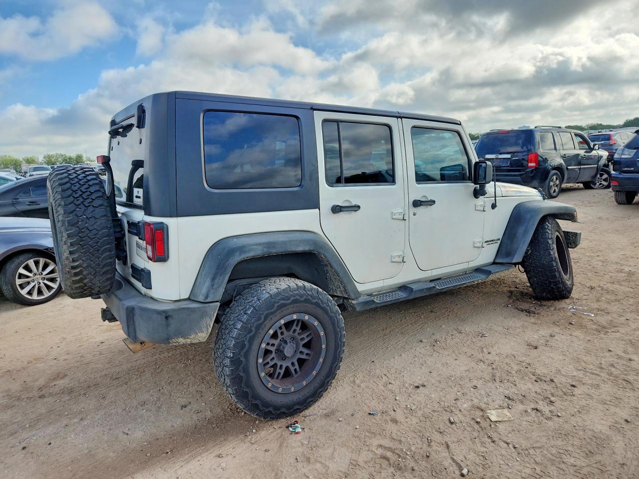 2010 Jeep Wrangler Unlimited Sport - Фото 3