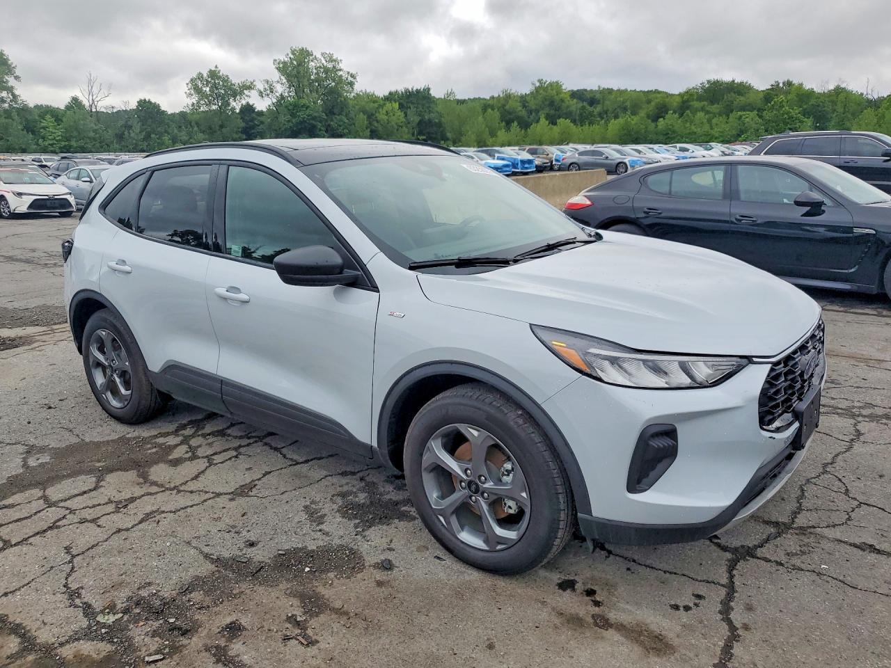 2026 Ford Escape St Line - Фото 4