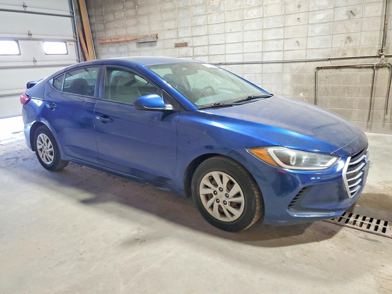 2017 Hyundai Elantra Se - Фото 4