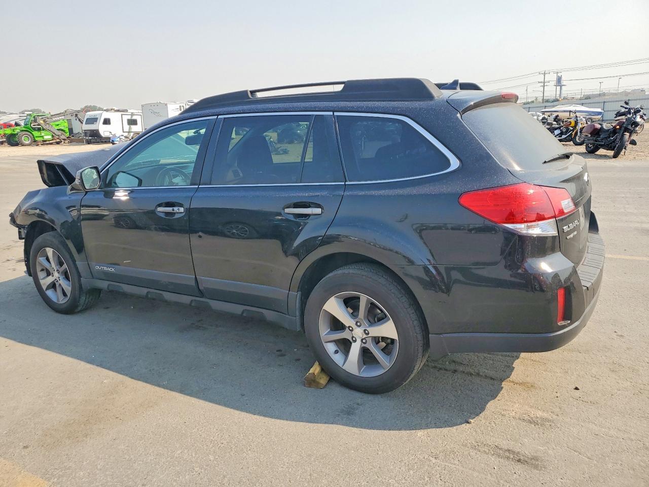 2013 Subaru Outback 2.5I Limited - Фото 2