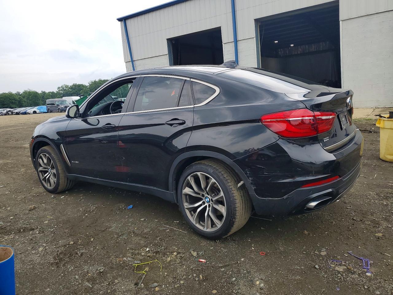 2019 BMW X6 xDrive50I - Image 2