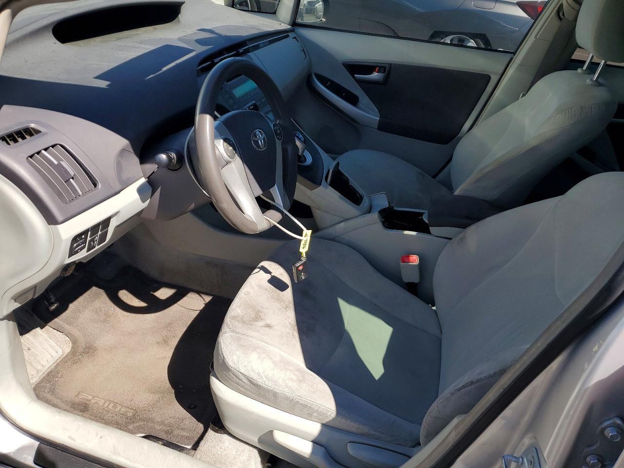 2010 Toyota Prius Ii - Image 7