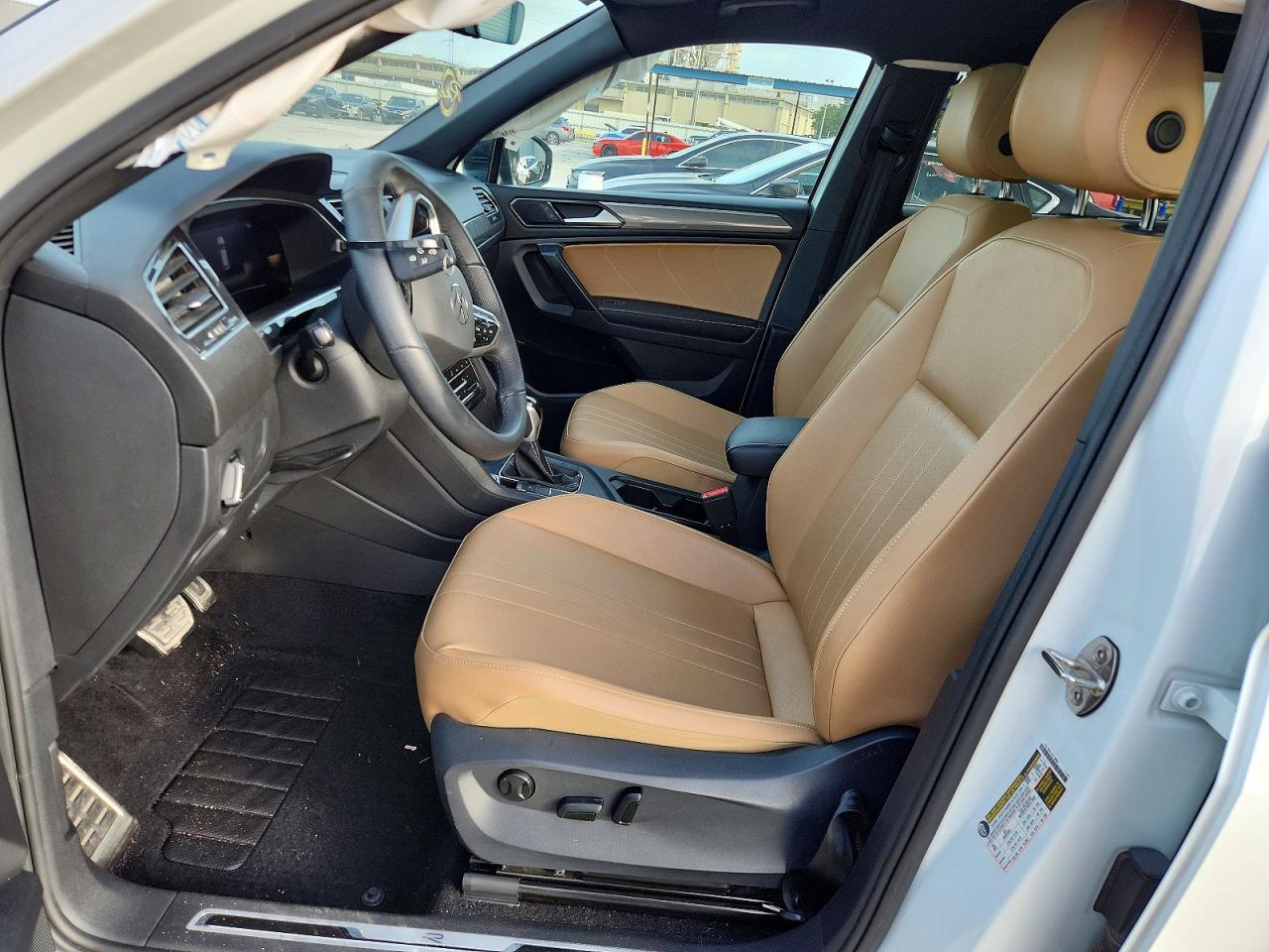 2022 Volkswagen Tiguan Se R-Line Black - Фото 7