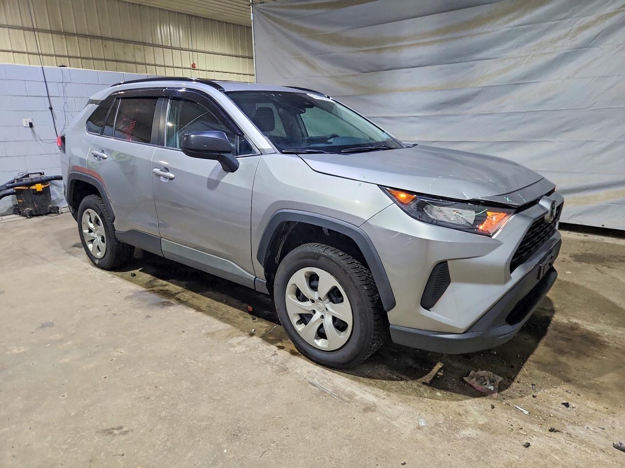 2020 Toyota Rav4 Le - Image 4