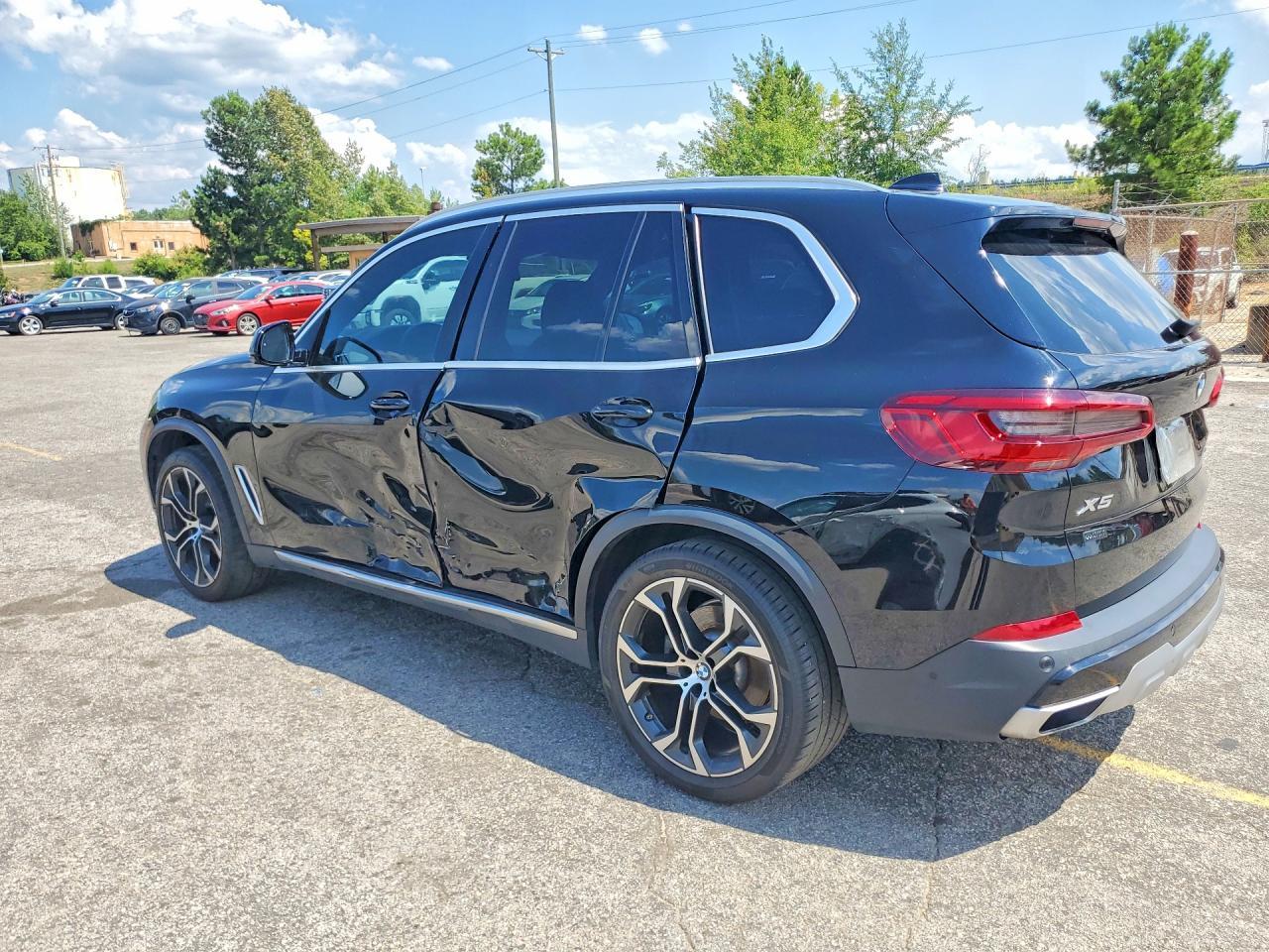 2020 BMW X5 Sdrive 40I - Фото 2