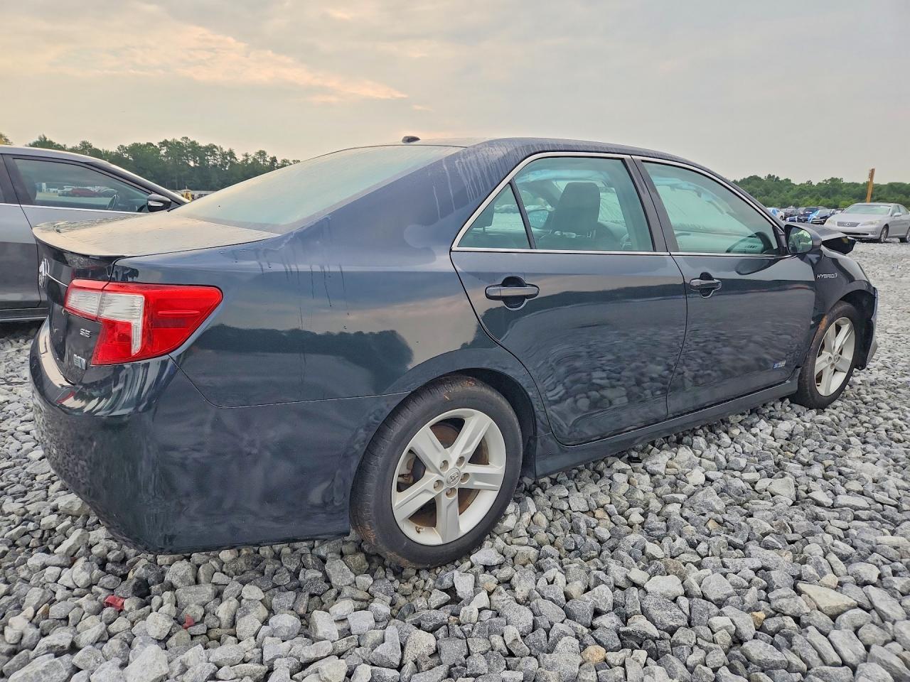 2014 Toyota Camry Hybrid Se - Фото 3