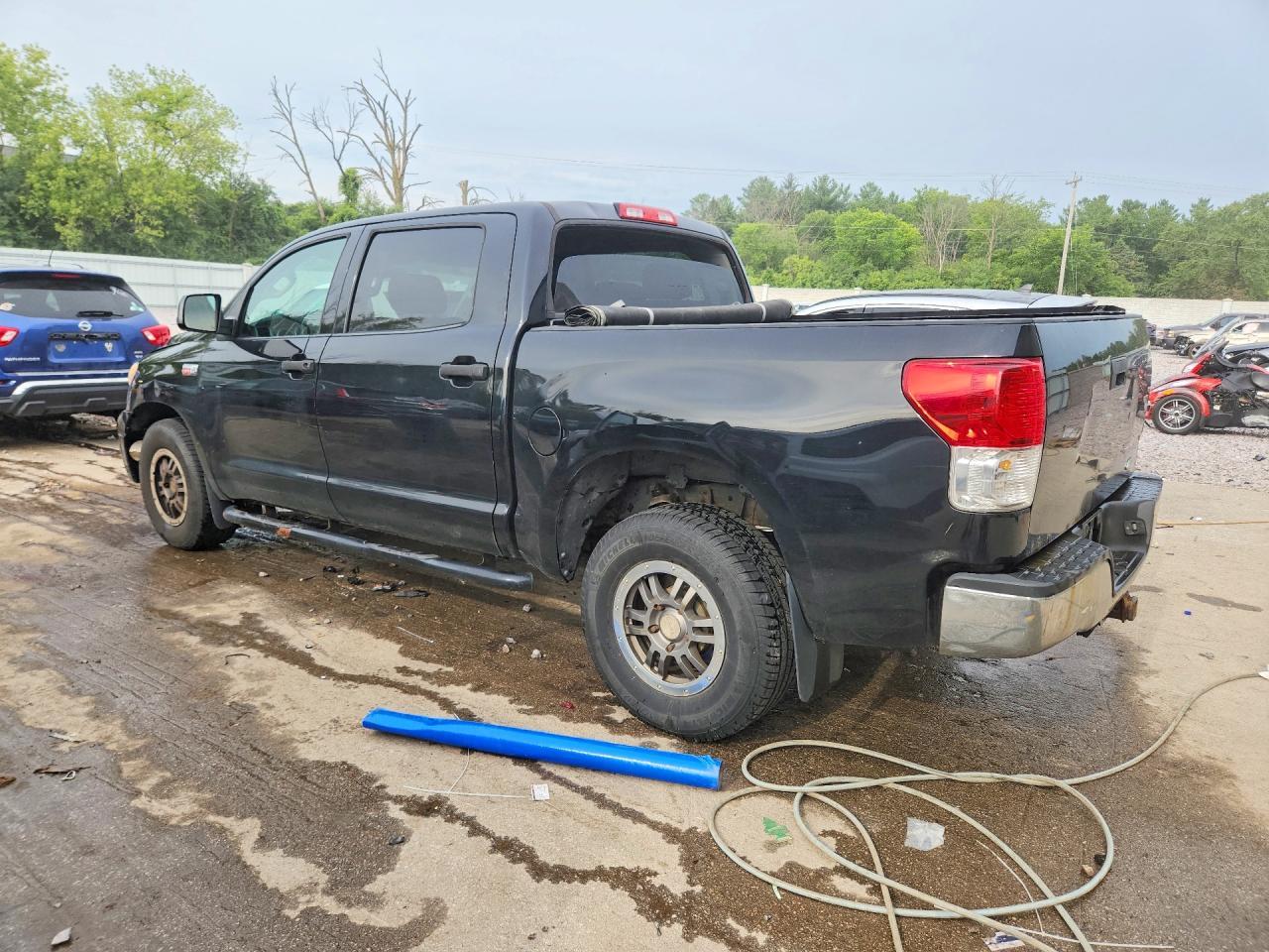 2010 Toyota Tundra Crewmax Sr5 - Фото 2