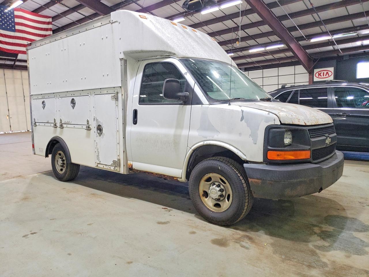 2006 Chevrolet Express G3500 - Image 4