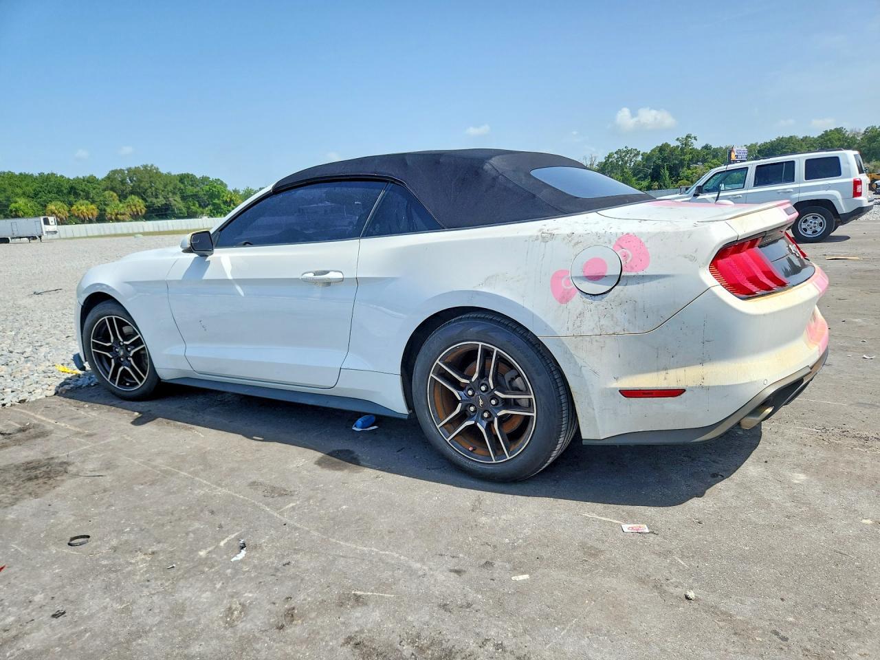 2018 Ford Mustang - Image 2