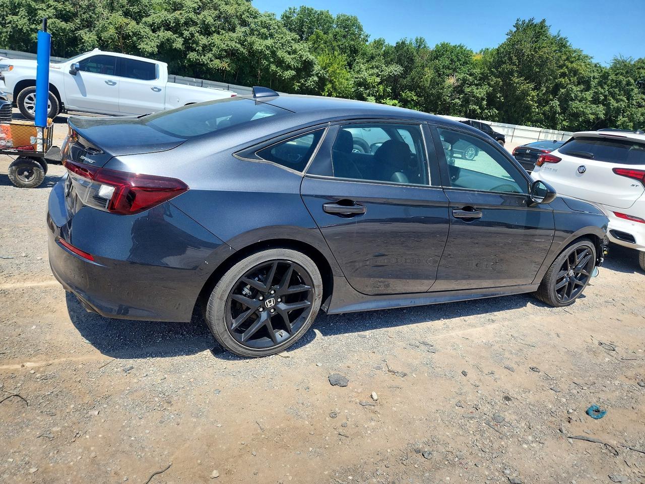 2025 Honda Civic Sport - Фото 3