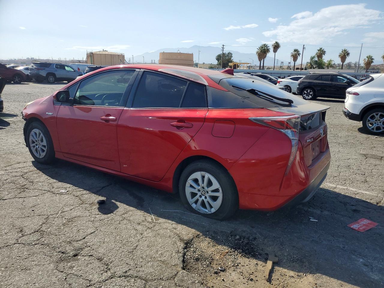 2016 Toyota Prius Two - Фото 2