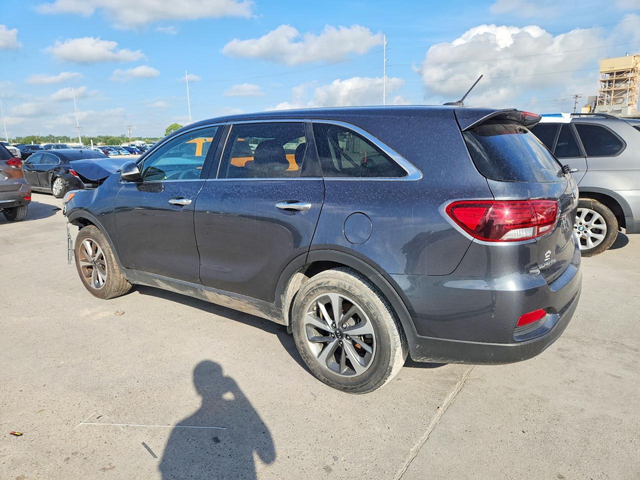 2020 Kia Sorento S - Фото 2