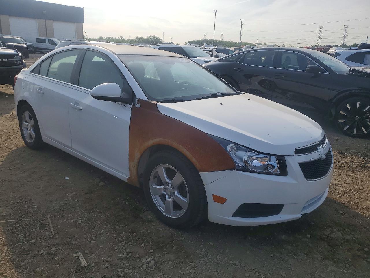 2016 Chevrolet Cruze Limited Lt - Image 4
