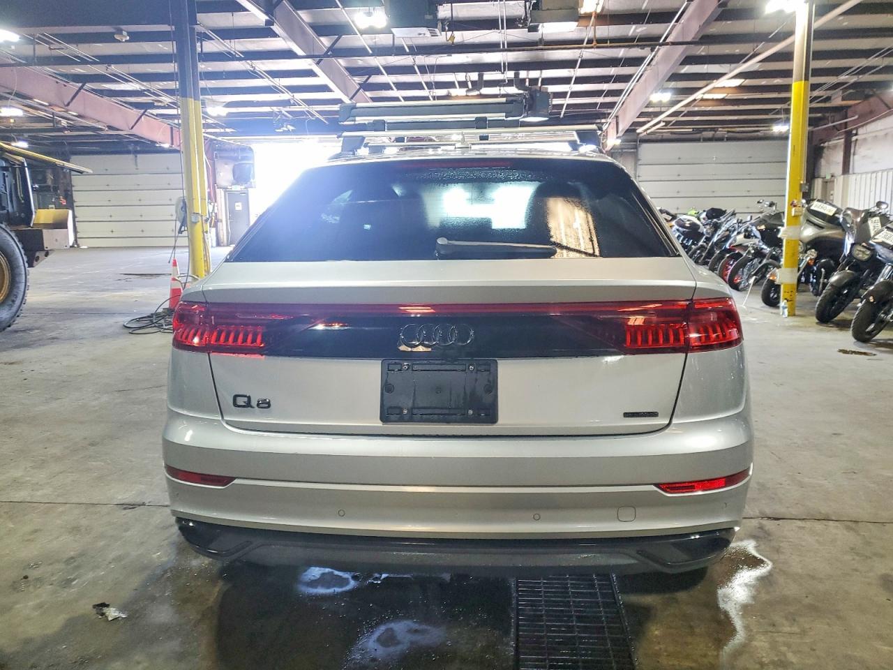 2019 Audi Q8 Premium - Фото 6