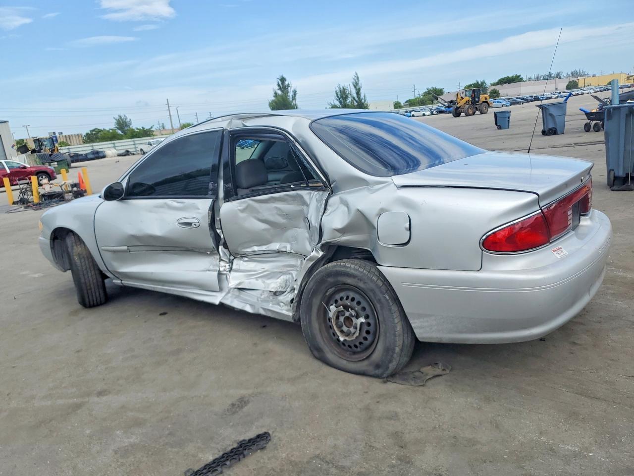 2004 Buick Century Custom - Фото 2