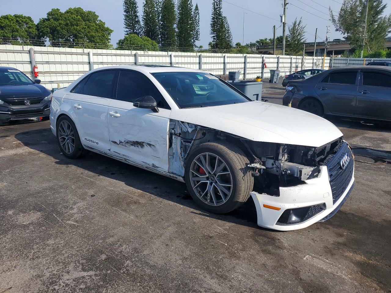2019 Audi A4 Premium Plus - Фото 4
