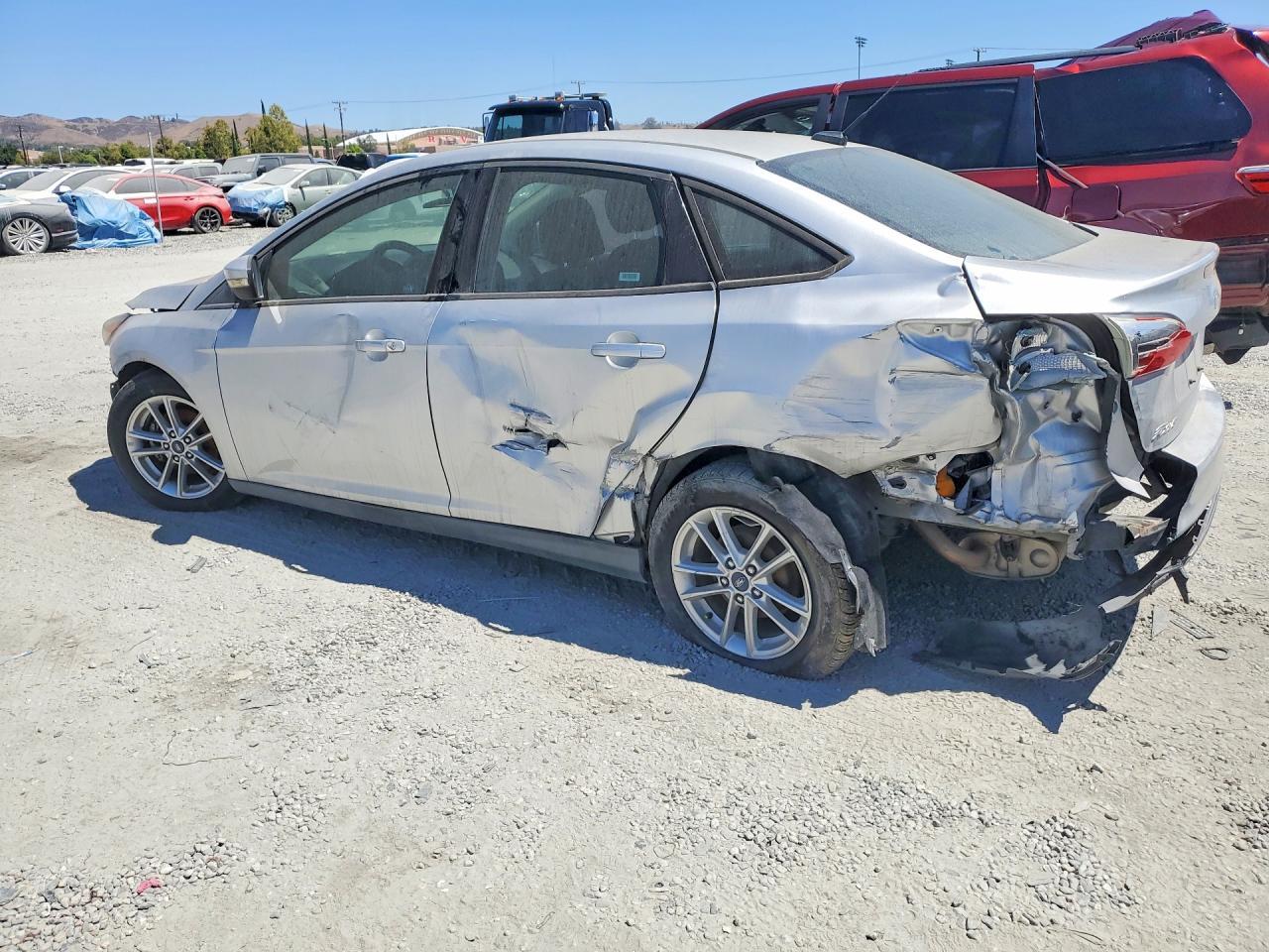 2016 Ford Focus Se - Image 2